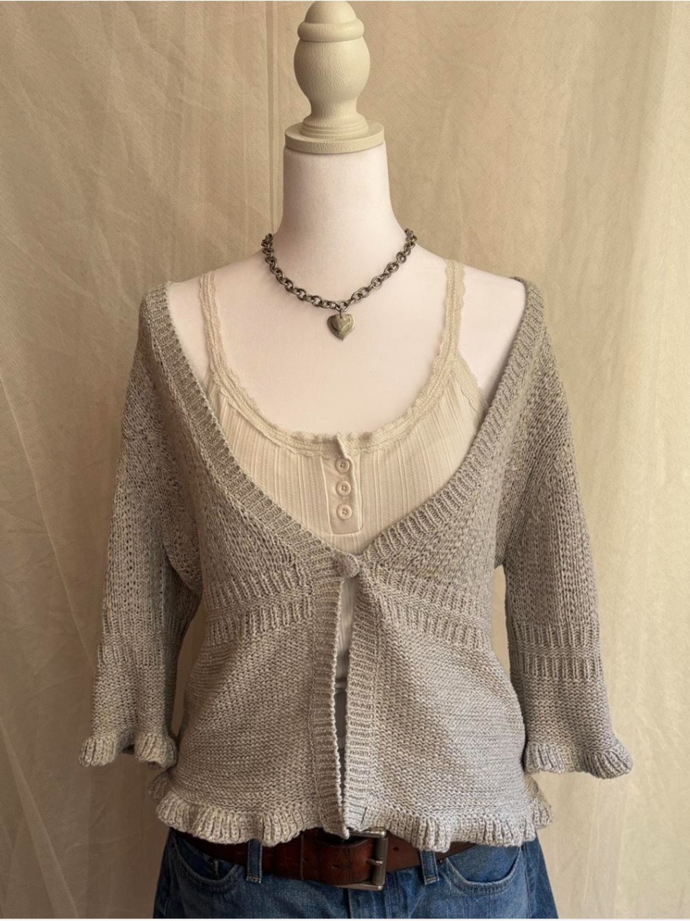 Vintage gray knit cardigan with ruffled 3/4 sleeves